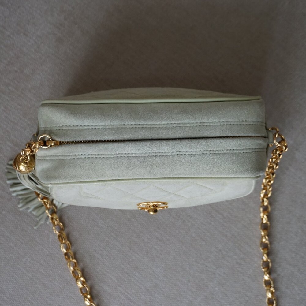 Chanel Camera Bag - Picture 4 of 16